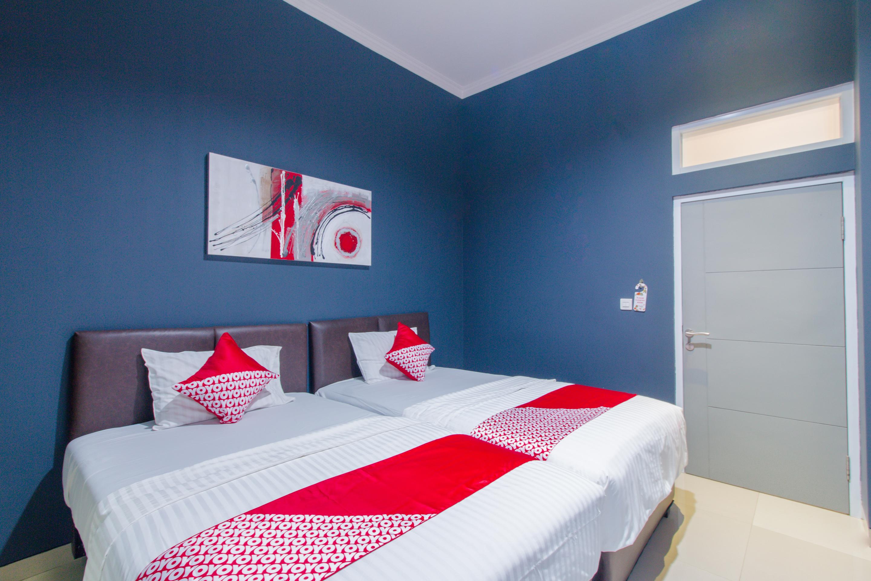 Oyo 871 Aira Costel Hotel Cianjur Kültér fotó