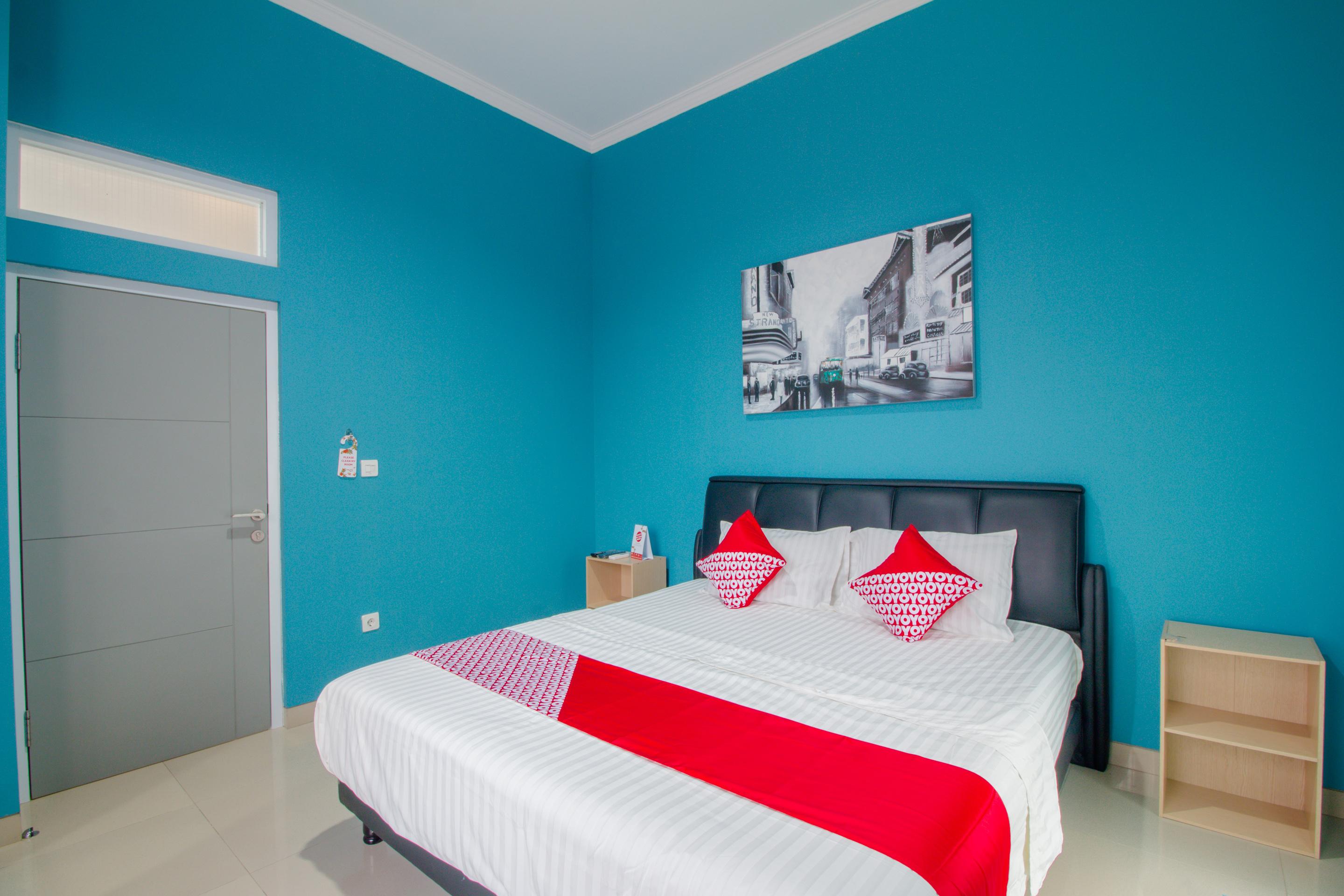 Oyo 871 Aira Costel Hotel Cianjur Kültér fotó