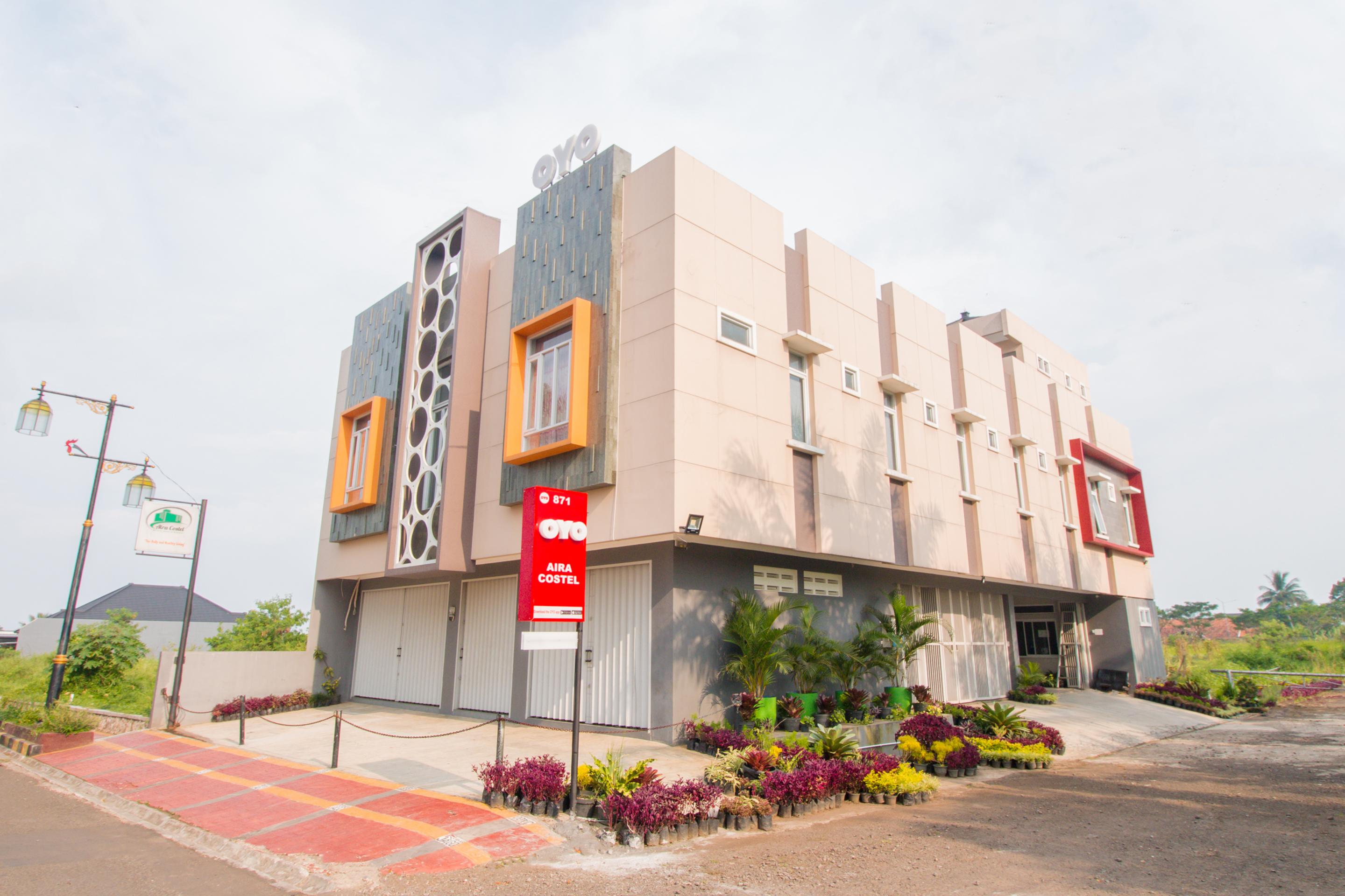 Oyo 871 Aira Costel Hotel Cianjur Kültér fotó