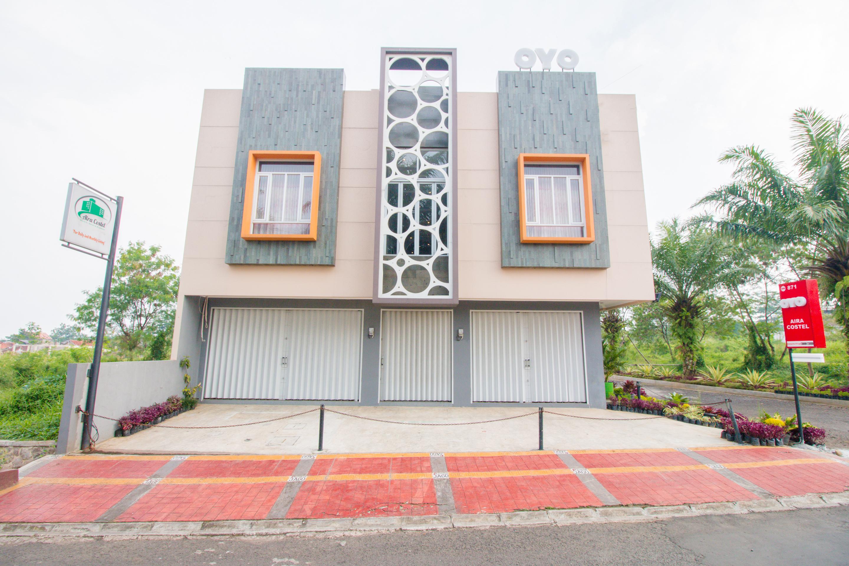 Oyo 871 Aira Costel Hotel Cianjur Kültér fotó