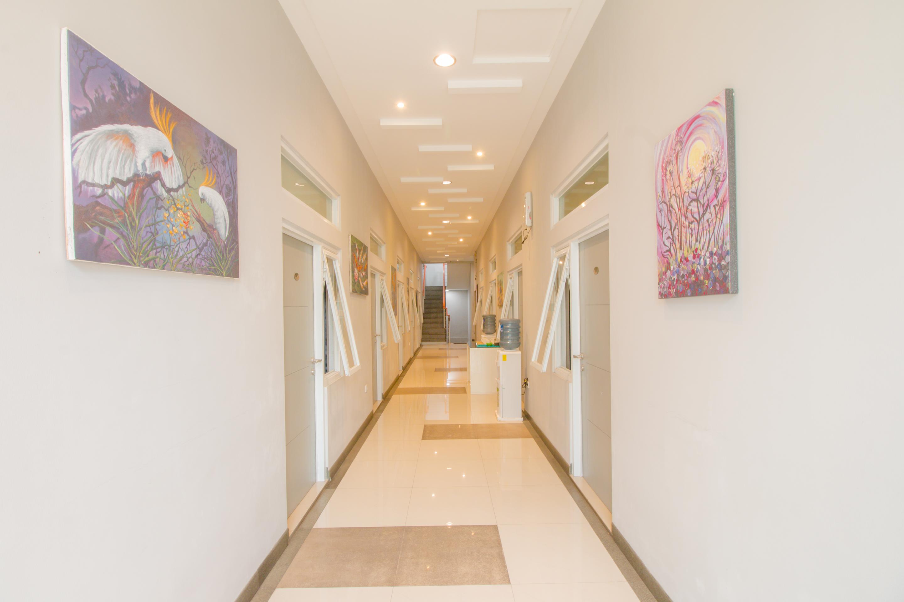 Oyo 871 Aira Costel Hotel Cianjur Kültér fotó