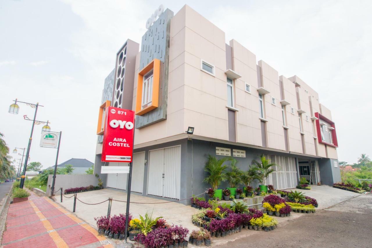 Oyo 871 Aira Costel Hotel Cianjur Kültér fotó